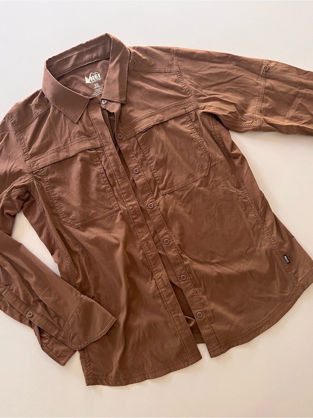 REI Brown Lightweight Button-Up Sahara Shirt Sun Fishing Camping Backpacking XS